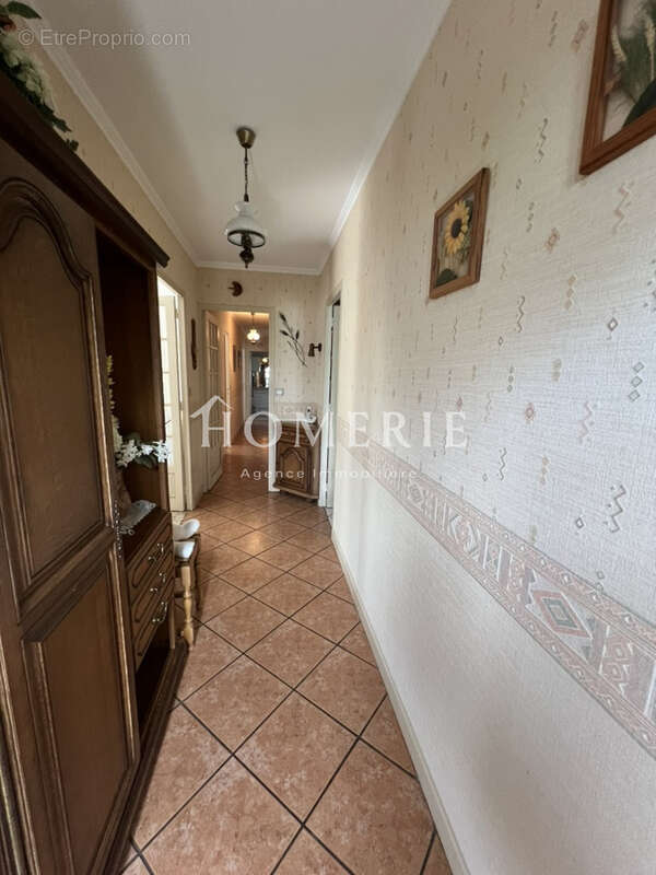 Pavillon en parfait etat d'une superficie de 102,98m2 - photo 5