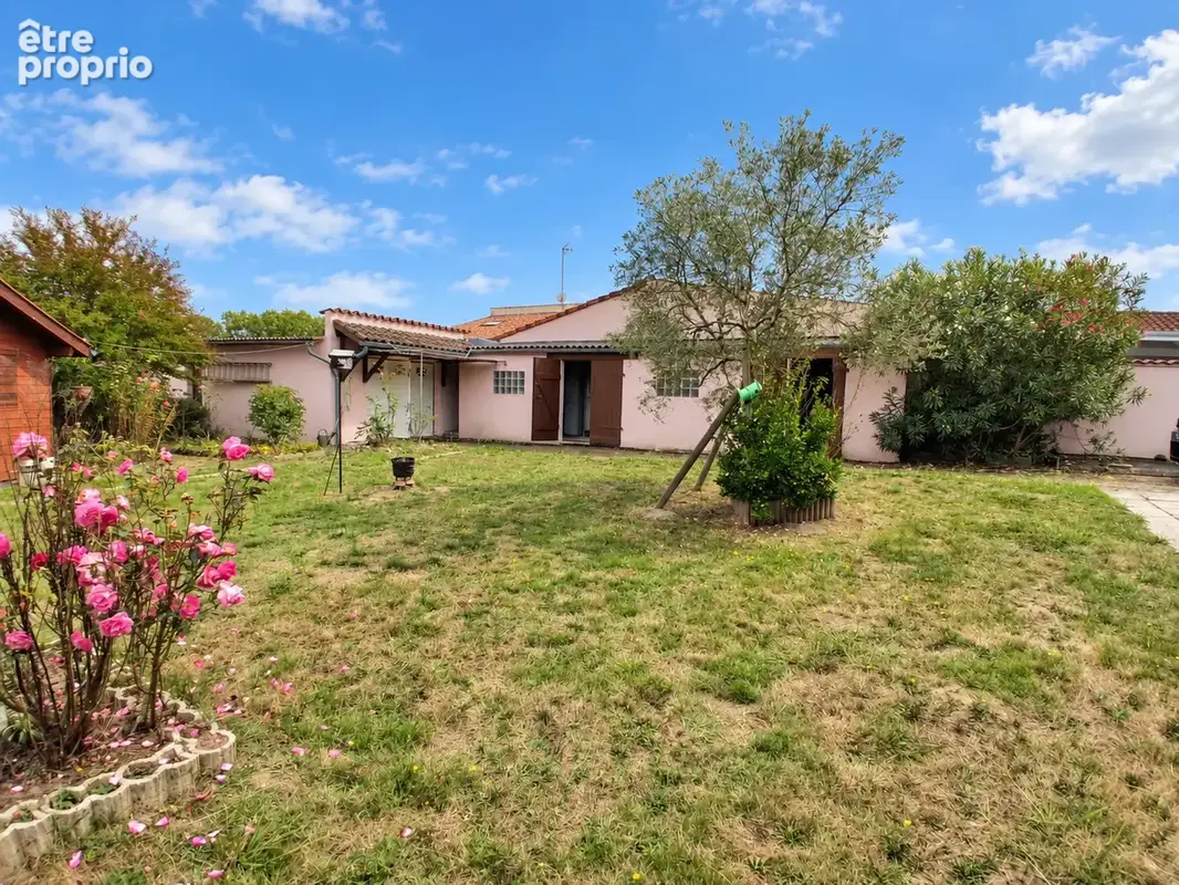 OEYRELUY   Maison avec dépendances et nombreuses possibilités - photo 3