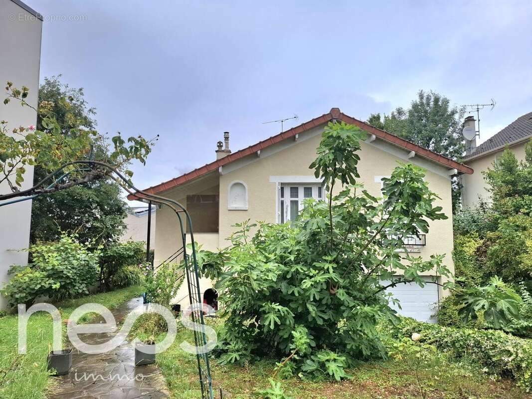 Maison à CHAMPIGNY-SUR-MARNE