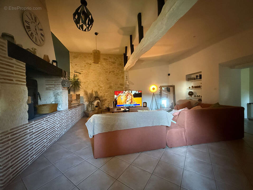 Maison à LA SAUVETAT-SUR-LEDE