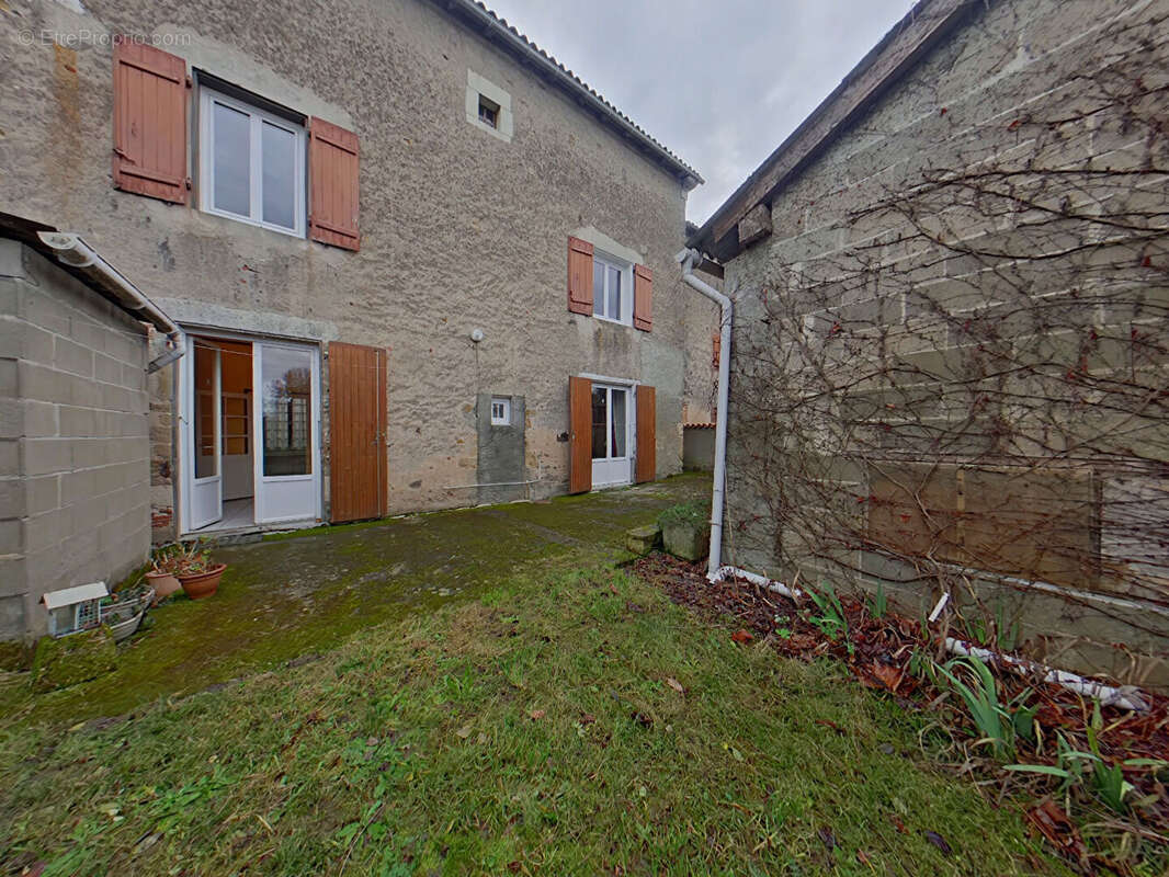 Maison à L'ISLE-JOURDAIN