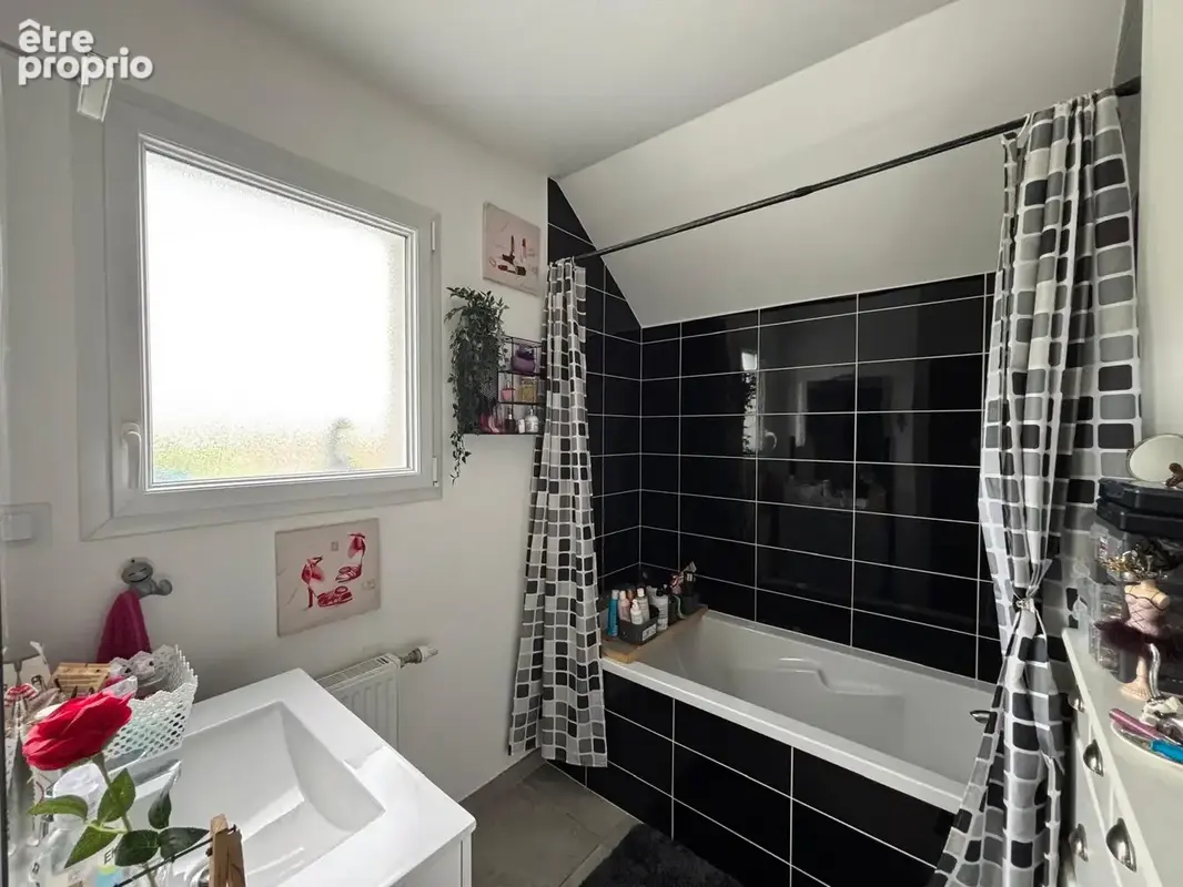 MDI Anjou Maine vous propose cette charmante maison familiale située à Trélazé ! - photo 11