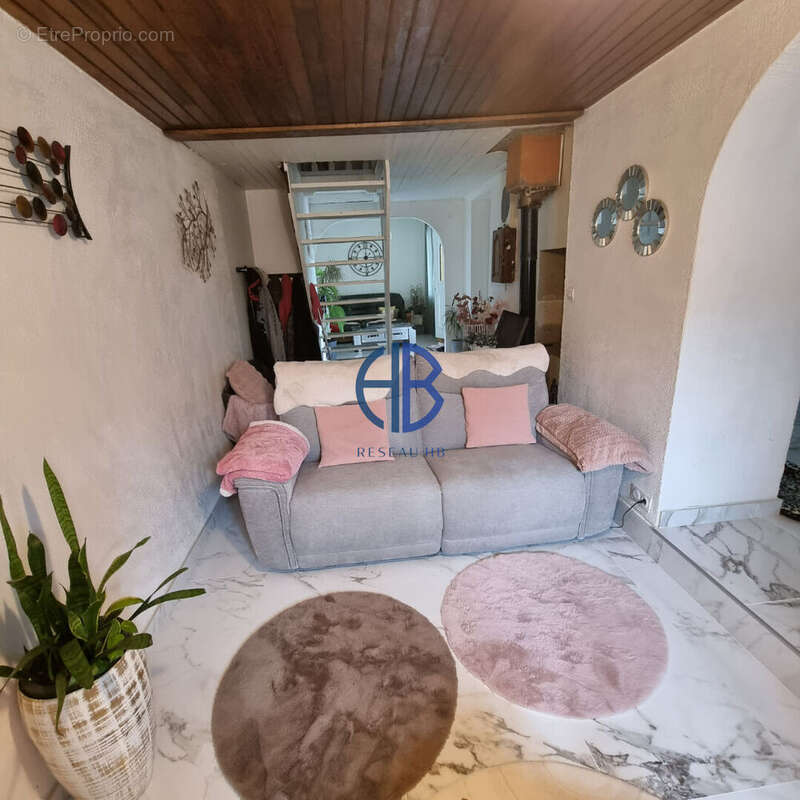 Maison à MARCILLOLES