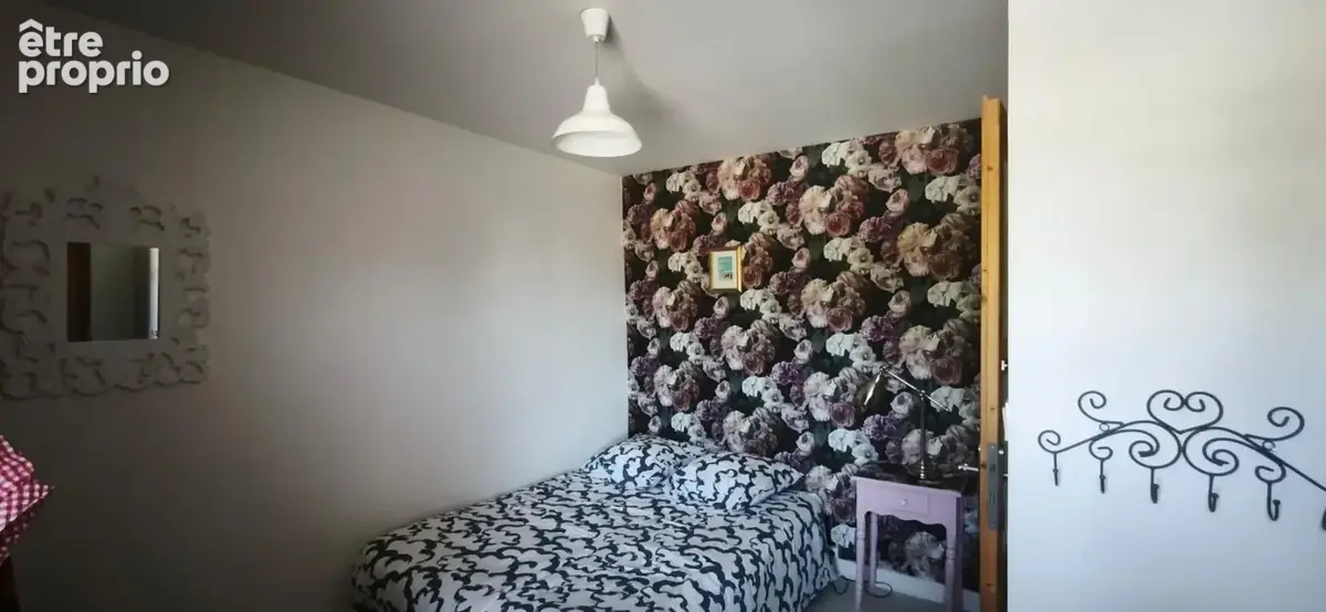 Baisse de prix !!!! Ensemble immobilier composé d’une magnifique maison en pierre pleine de charme d'environ 120m2 et d’une seco - photo 9