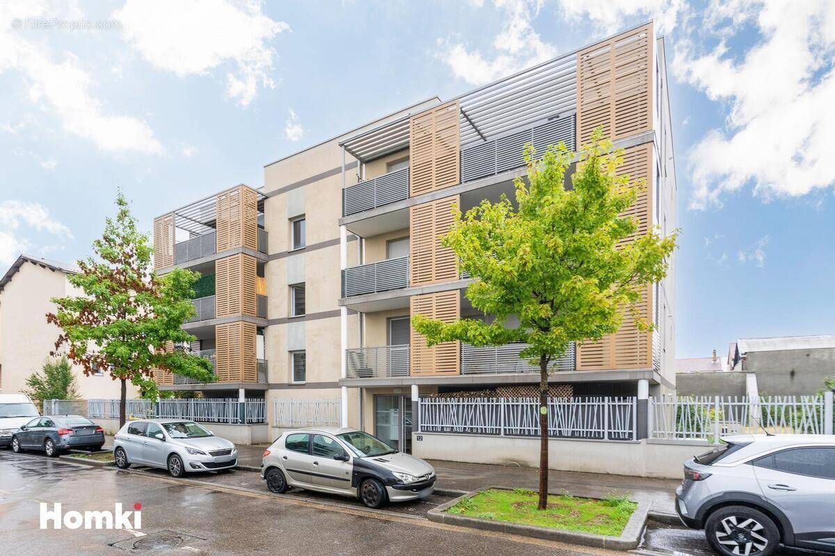 Appartement à SAINT-FONS