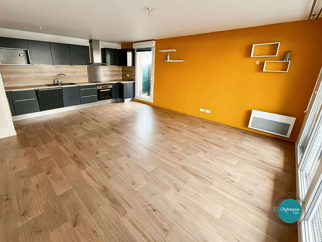 Appartement à MENNECY