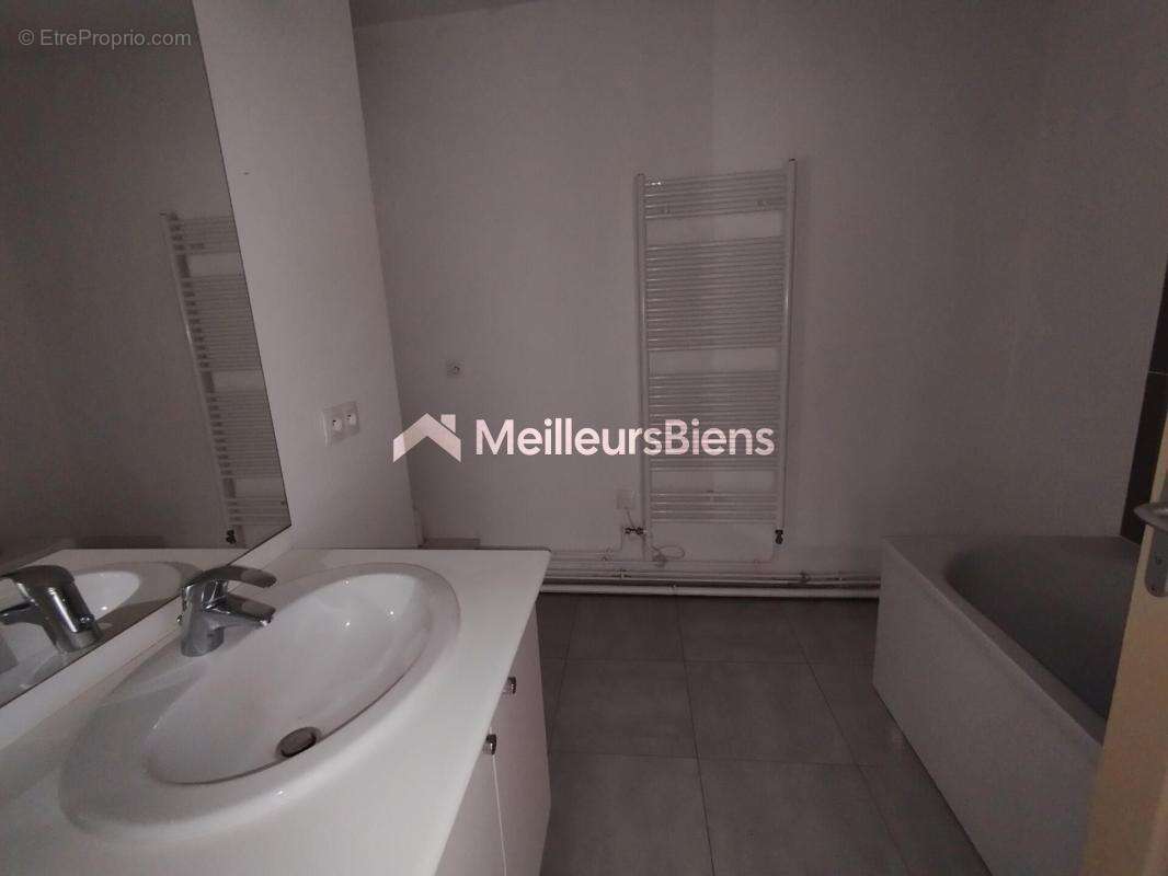 Maison à MONTHUREUX-SUR-SAONE