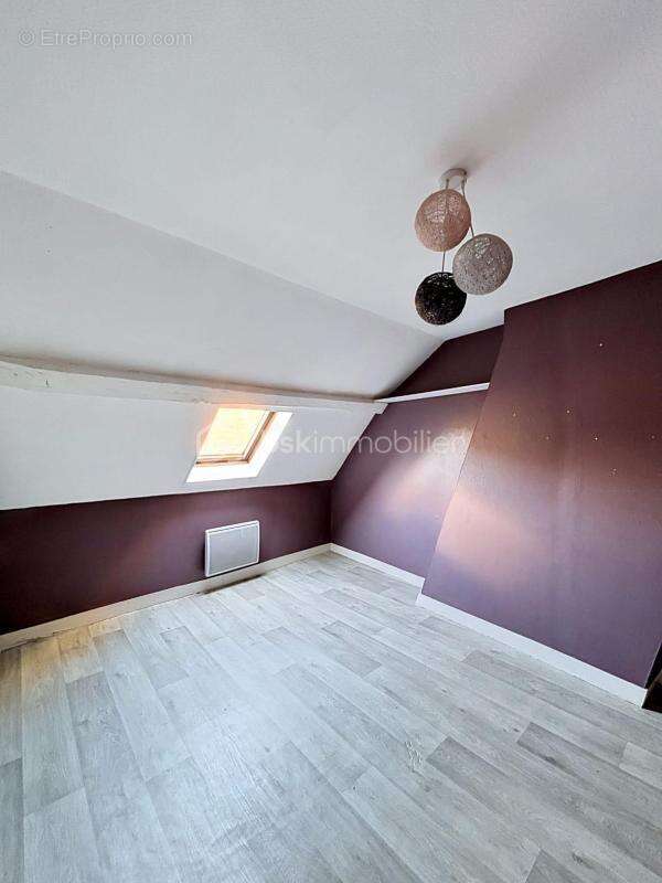 Maison à CHARLY