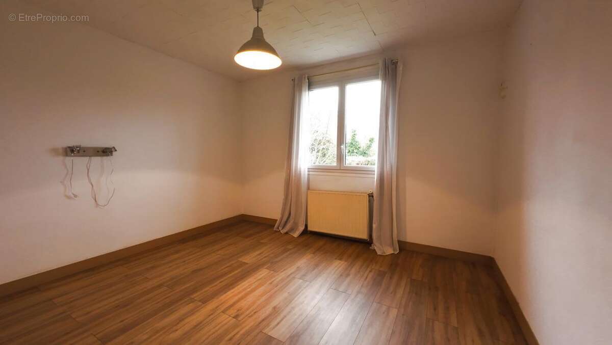 Maison à THIL-MANNEVILLE