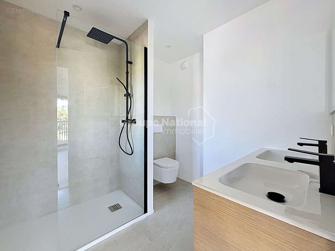 Appartement à MANDELIEU-LA-NAPOULE