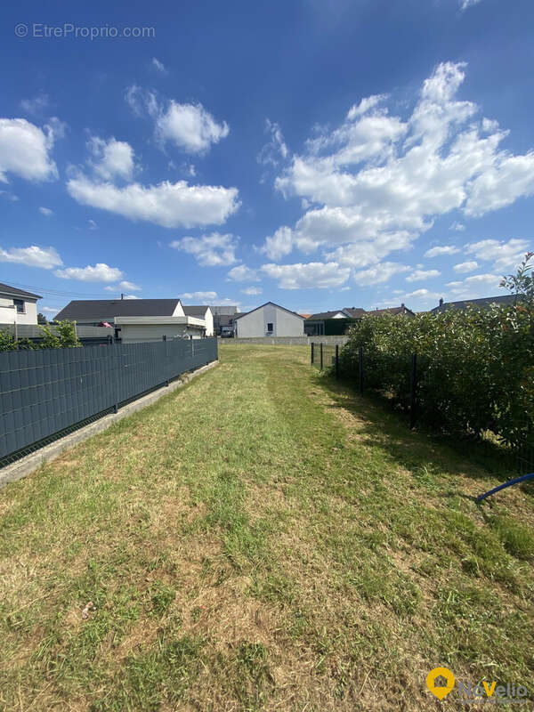 Terrain à BEHREN-LES-FORBACH