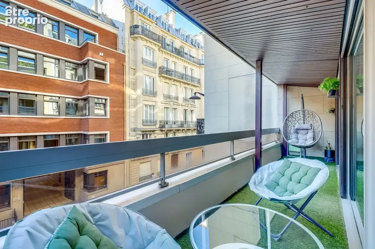 Appartement T2 avec balcon entièrement rénové - photo 2