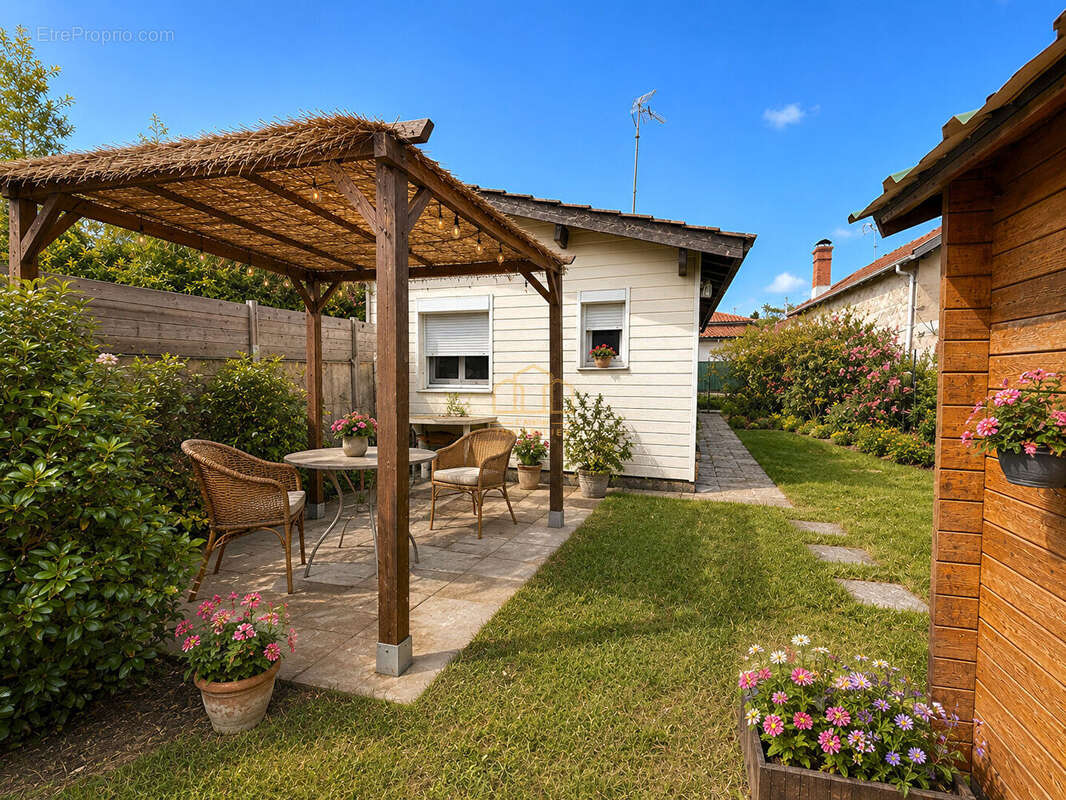 Maison T4 avec dépendance T2 à vendre au centre-ville de Gujan-Mestras - photo 14