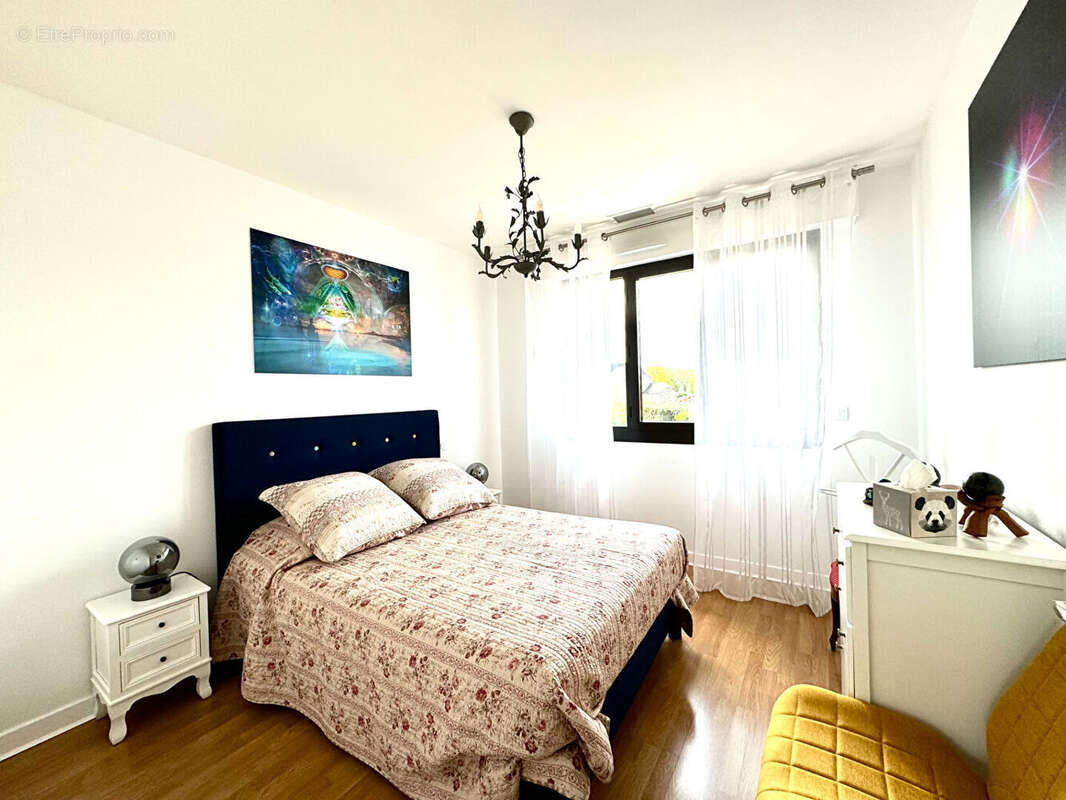 Maison 171 m² à Mourenx  - photo 7