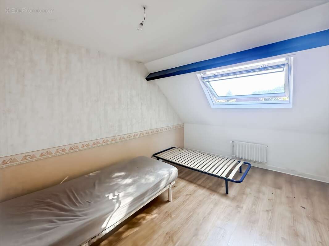 SOUPPES SUR LOING centre ville - Maison P5 de 122 m² - Terrain de 988 m² - photo 13