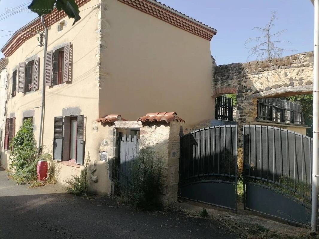 Maison à ANTOINGT