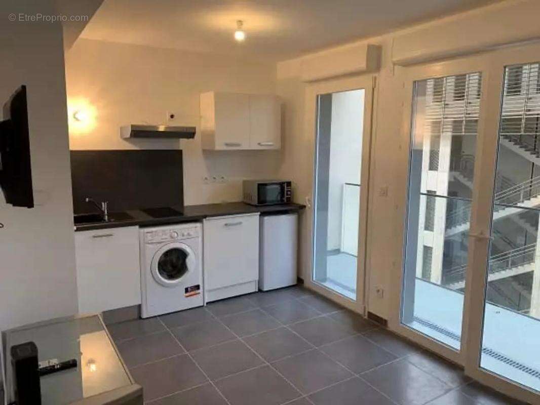 Appartement à MARSEILLE-3E