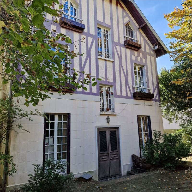 Maison à SEVRES