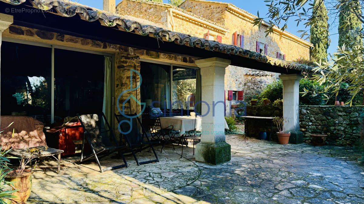 Maison à UZES
