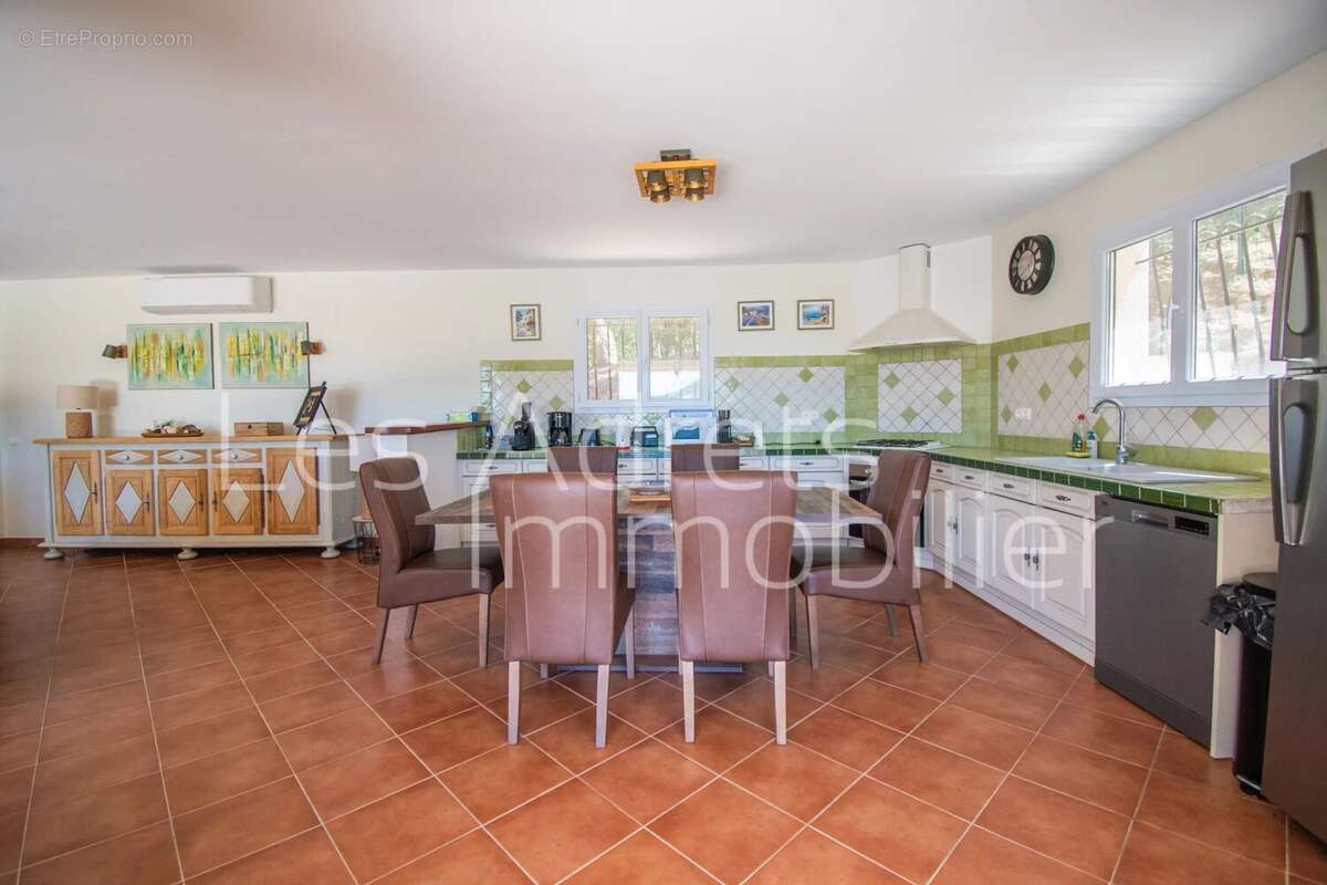 Maison à LES ADRETS-DE-L'ESTEREL