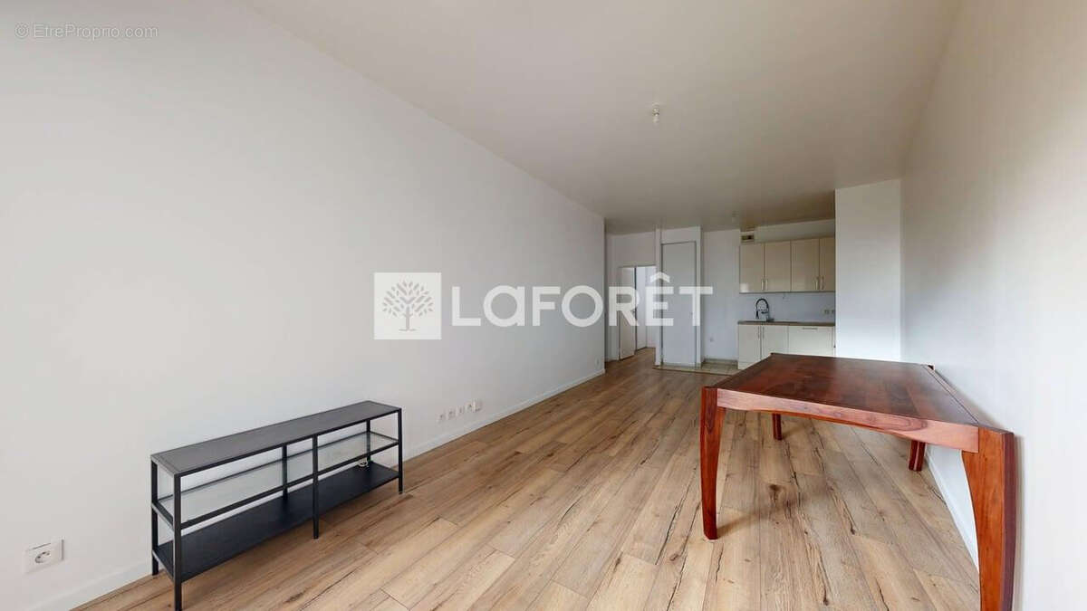Appartement à NANTERRE