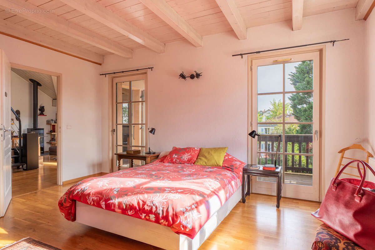 Appartement à FERNEY-VOLTAIRE