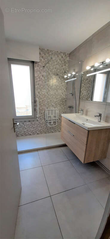 Appartement à LYON-6E