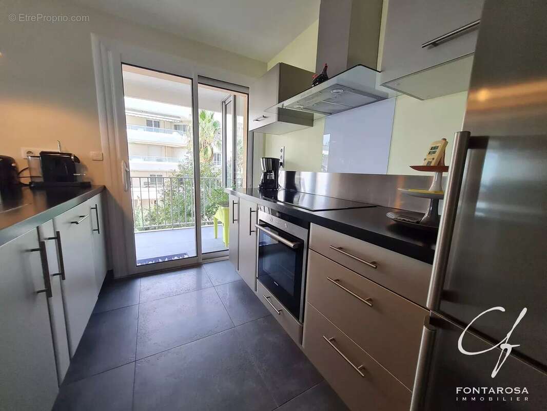 Appartement à FREJUS