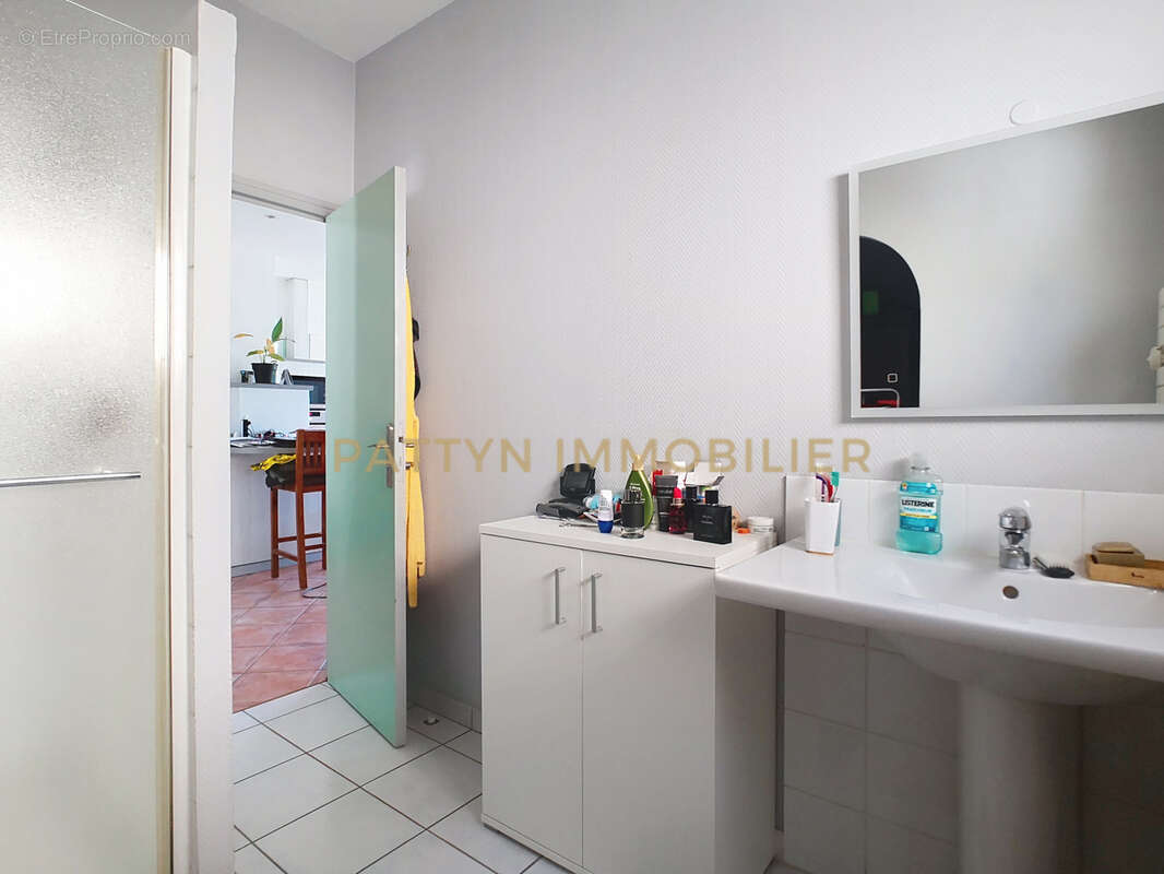 Appartement à NEUVILLE-SUR-SAONE