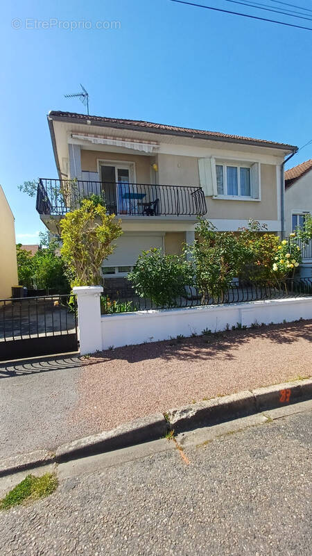 Maison à CUSSET