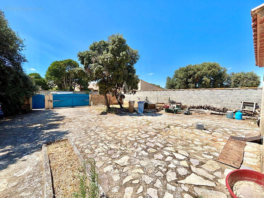 Maison à VILLEVEYRAC