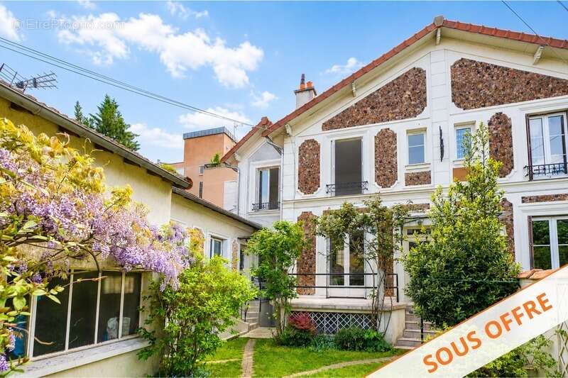 Maison à LE PERREUX-SUR-MARNE