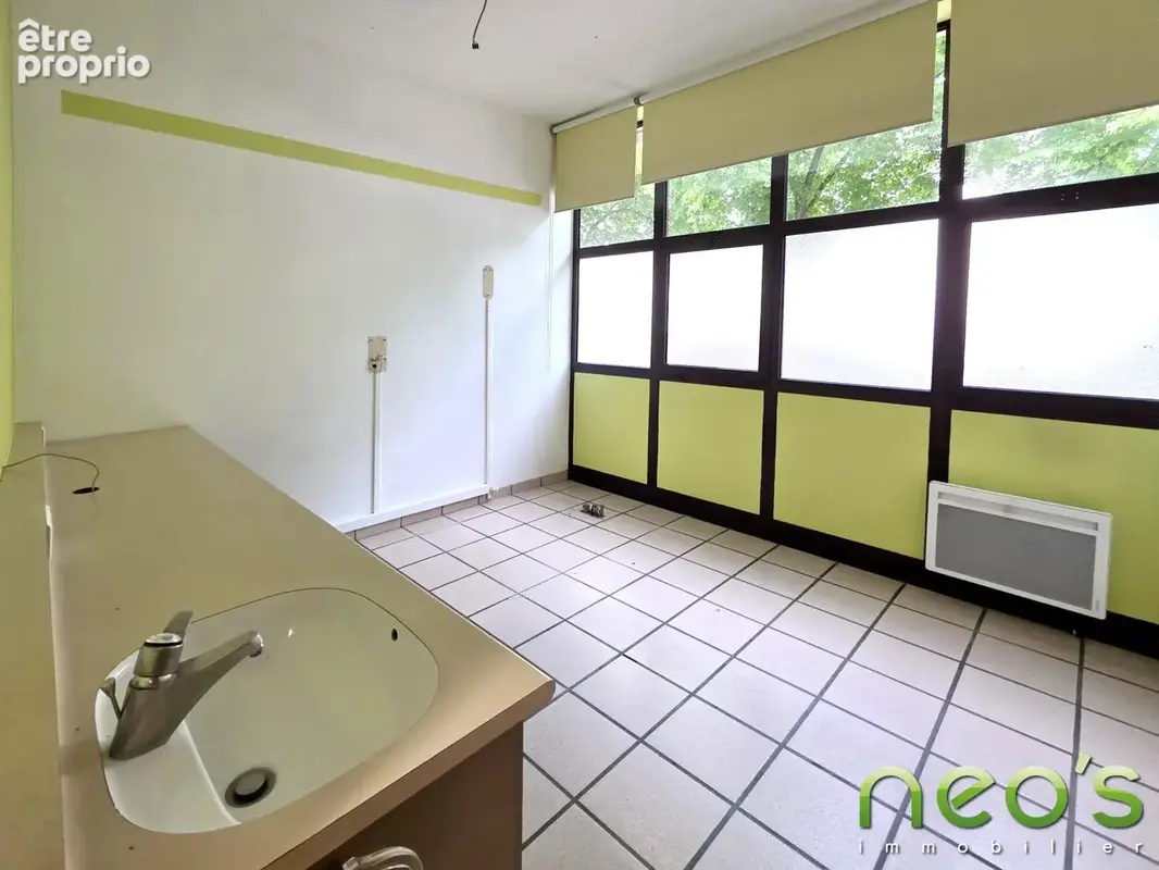 Commerce 173 m² à Chemille  - photo 8