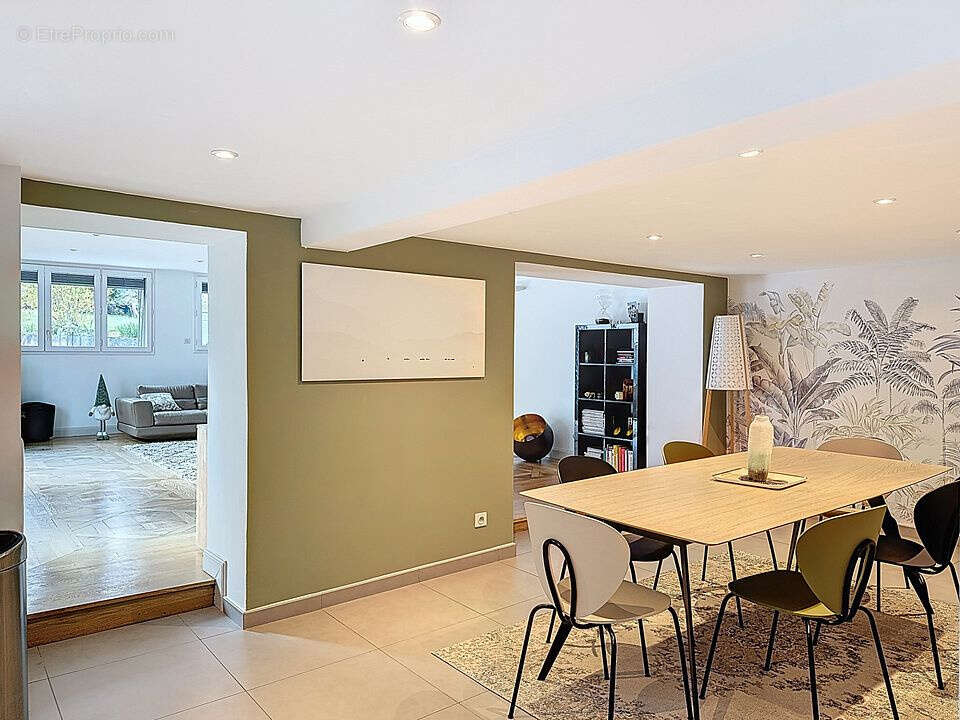 Maison à CALUIRE-ET-CUIRE