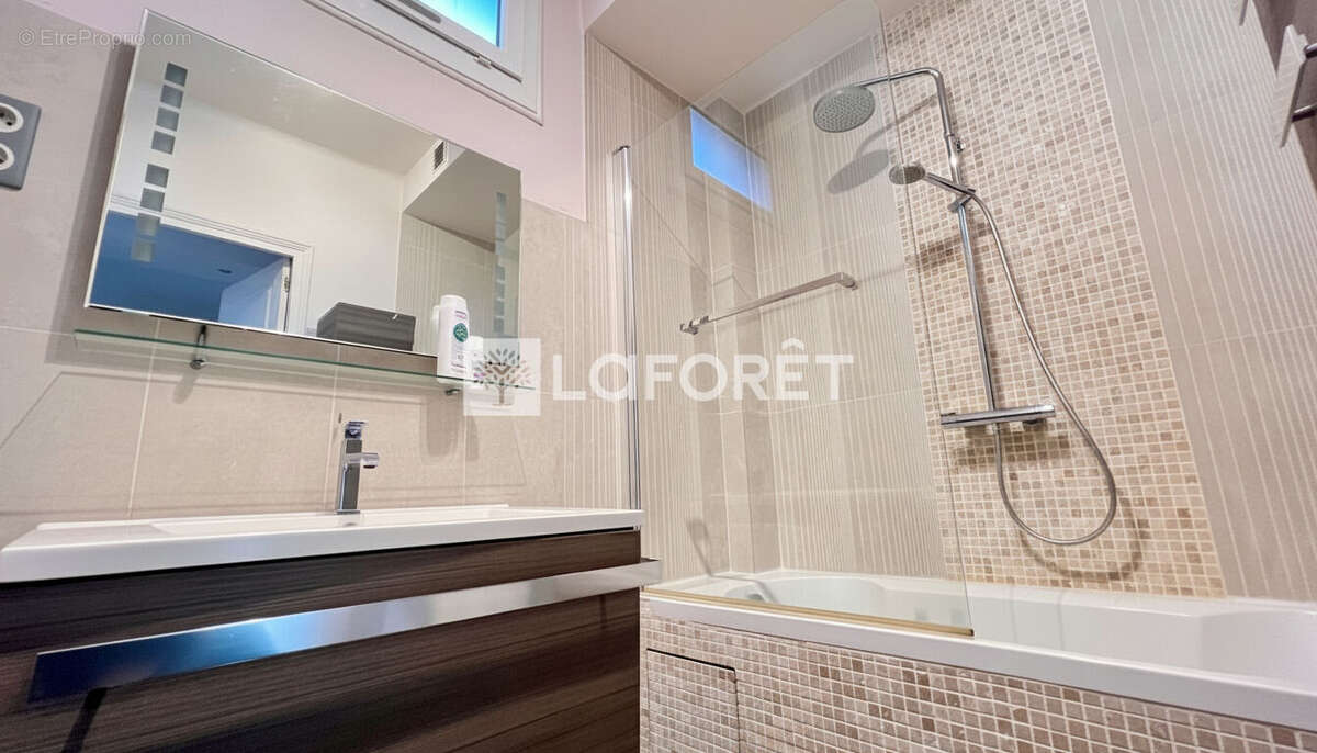 Appartement à BOIS-COLOMBES