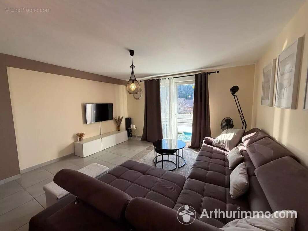 Appartement à GRANGES-NARBOZ