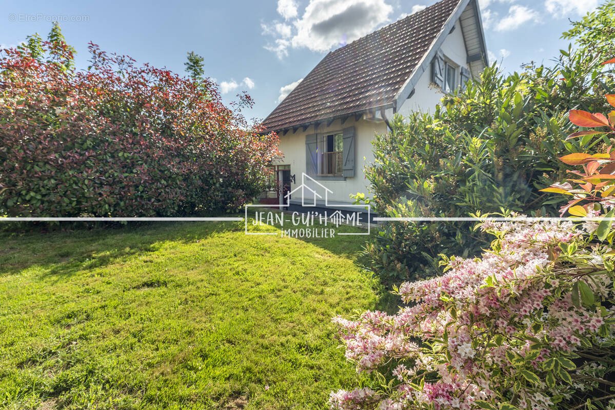Maison à LAVELINE-DU-HOUX