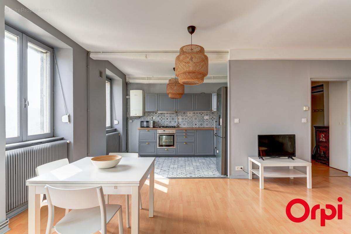 Appartement à CALUIRE-ET-CUIRE