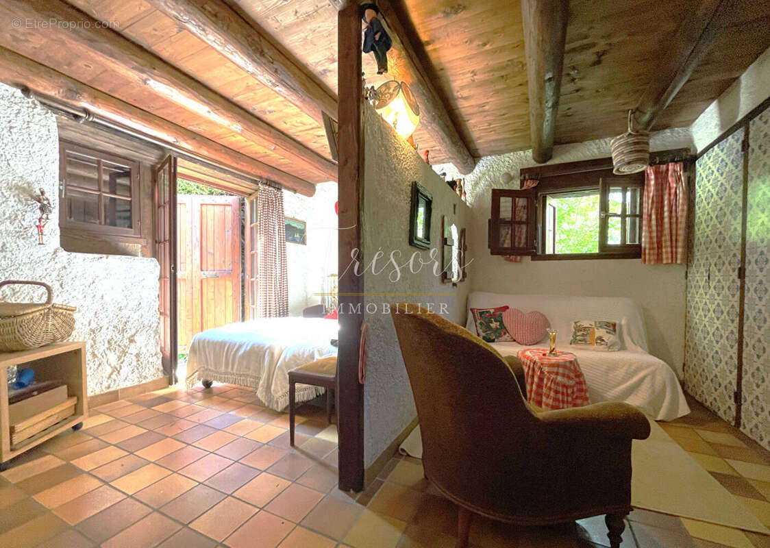 Maison à THORENS-GLIERES