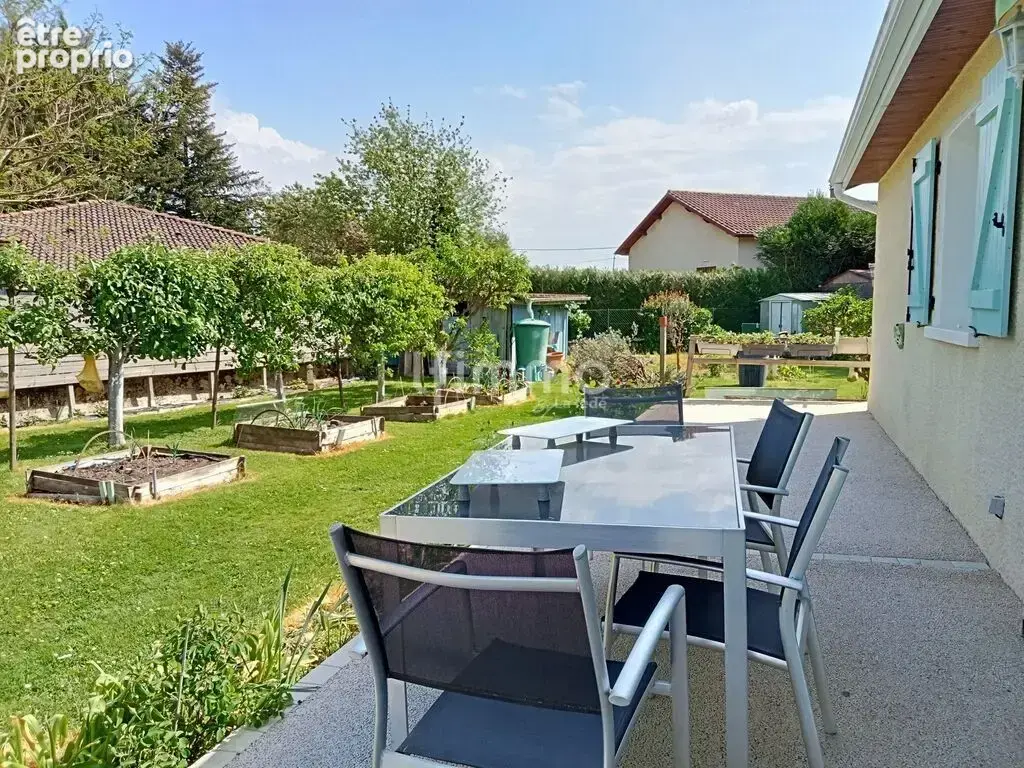 villecomtal maison 5 pièces avec garage - photo 4