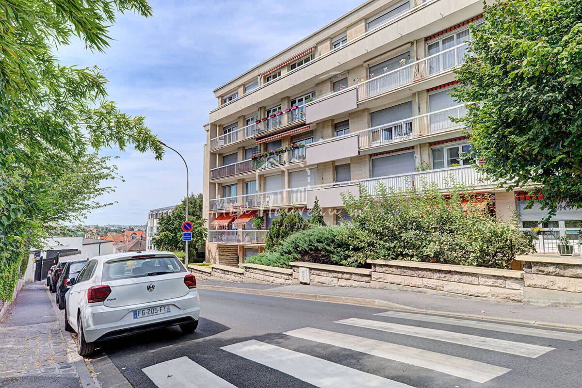 Appartement à BRY-SUR-MARNE