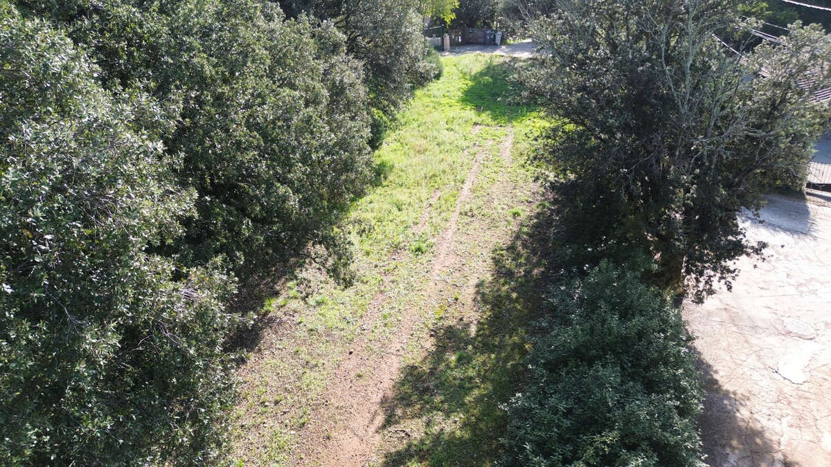 Terrain à PUECHABON