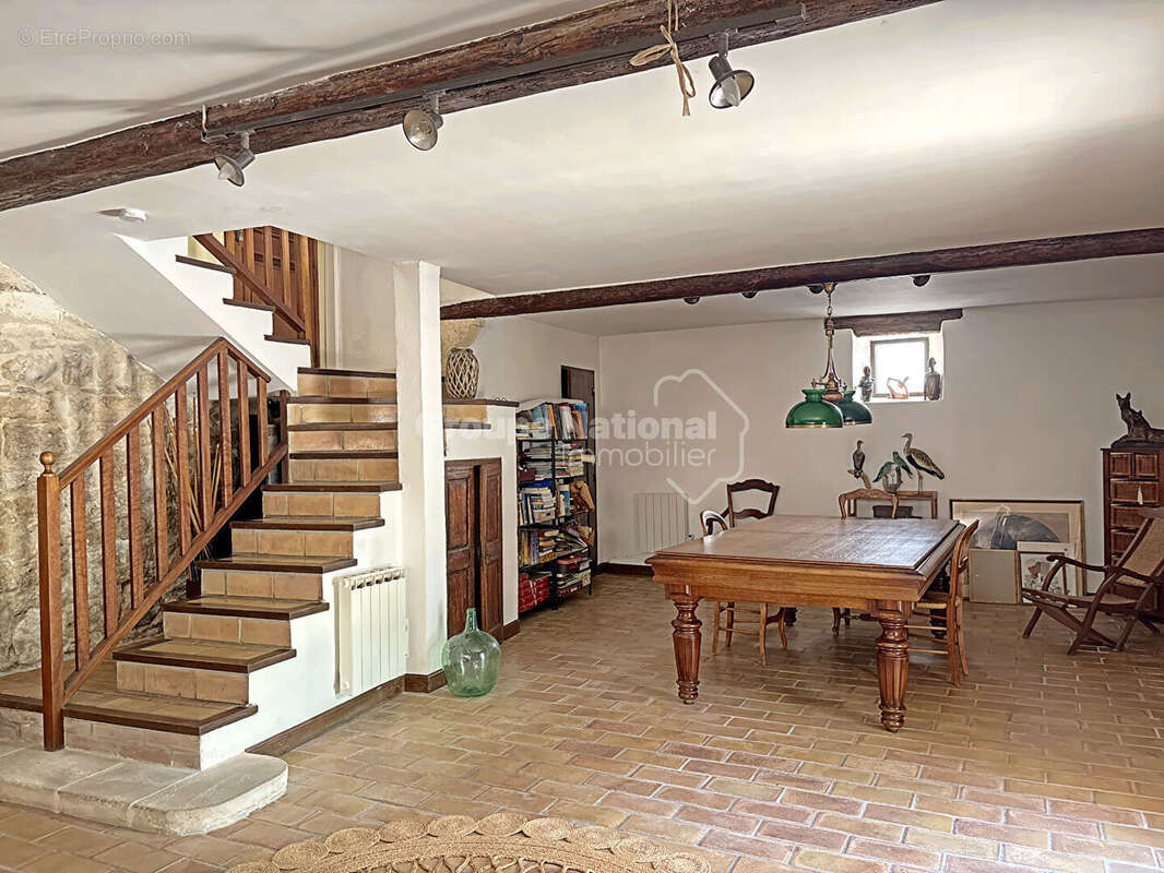 Mas de village 240 M² - piscine - garage - photo 4