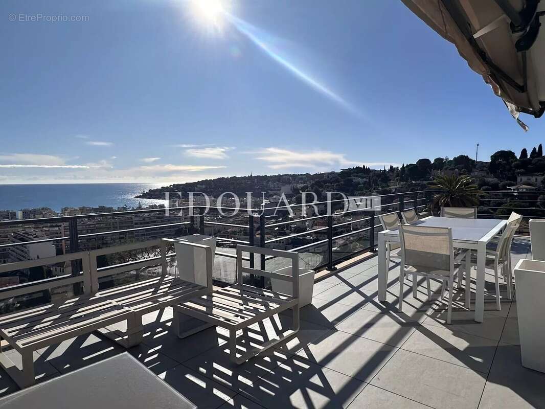Appartement à ROQUEBRUNE-CAP-MARTIN