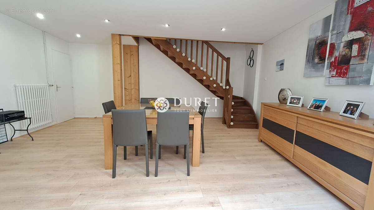 Maison à NIEUL-LE-DOLENT