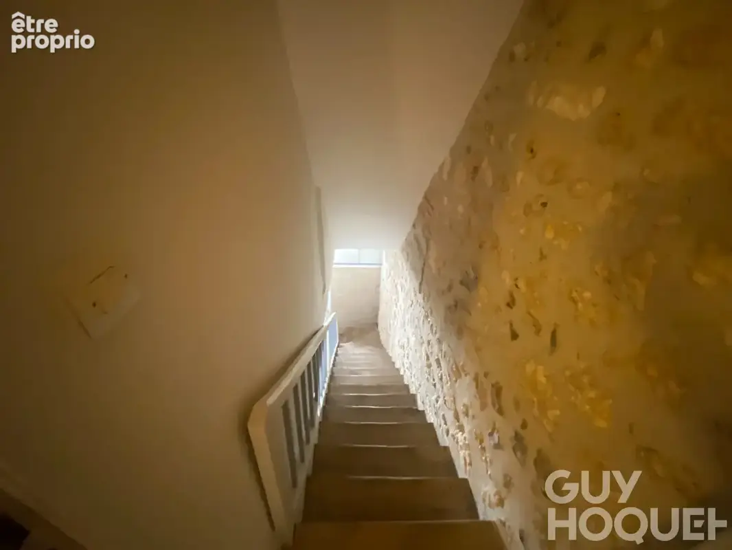 Châteaudun centre-ville Maison de ville avec 4 chambres, 42 m² de séjour - photo 8