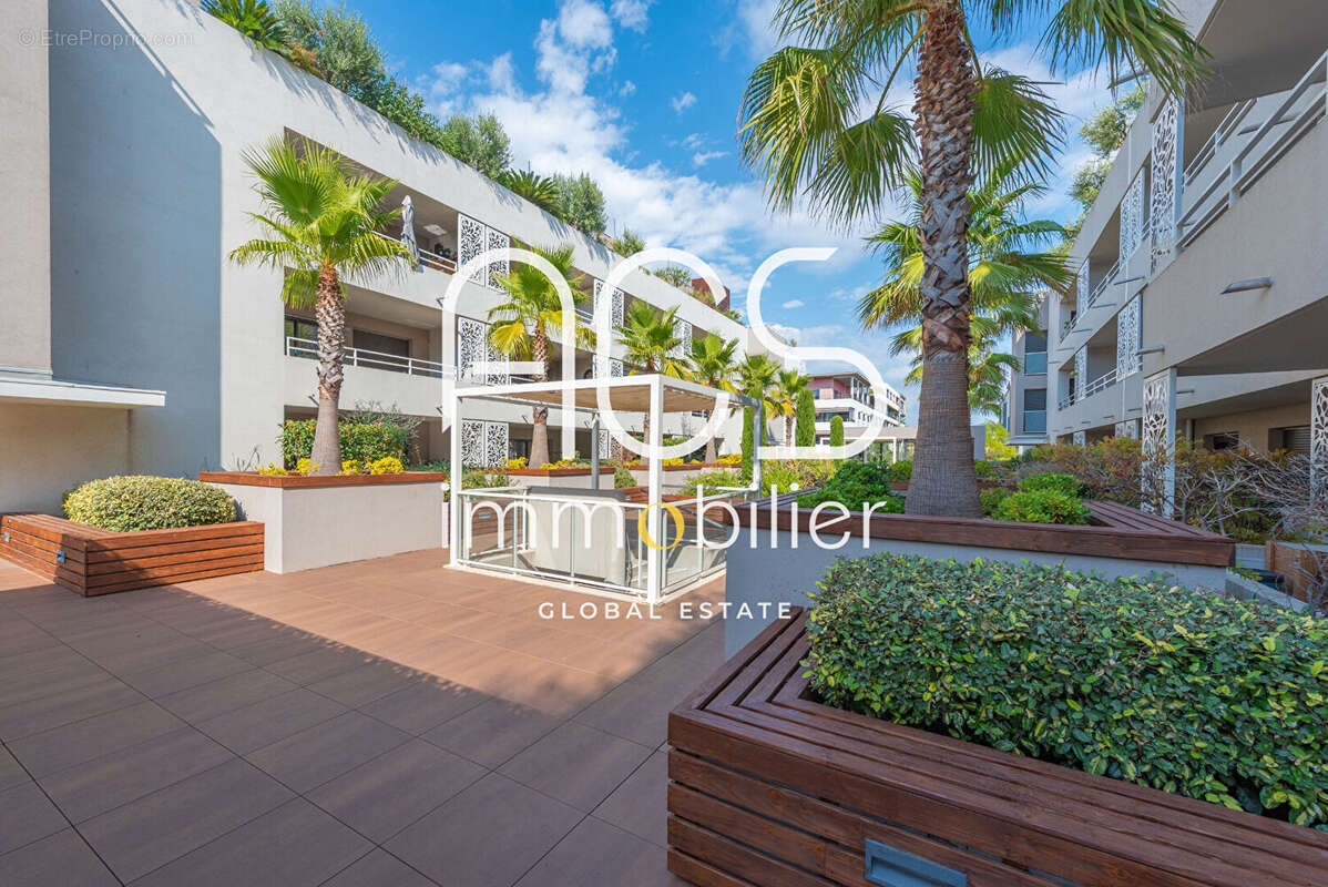 Appartement à FREJUS