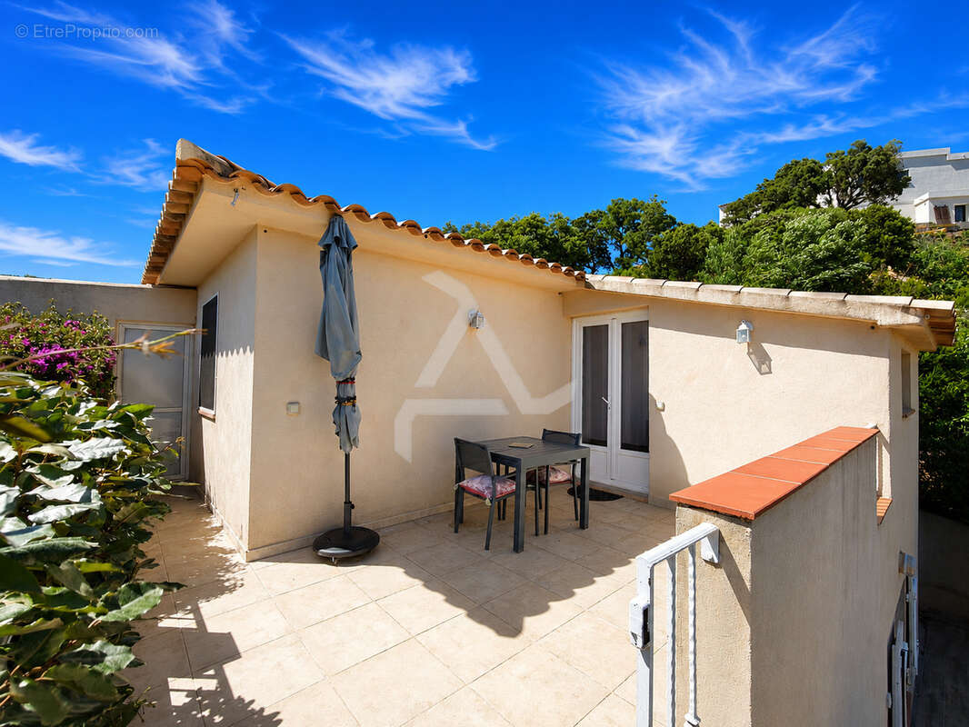 Maison à PORTO-VECCHIO