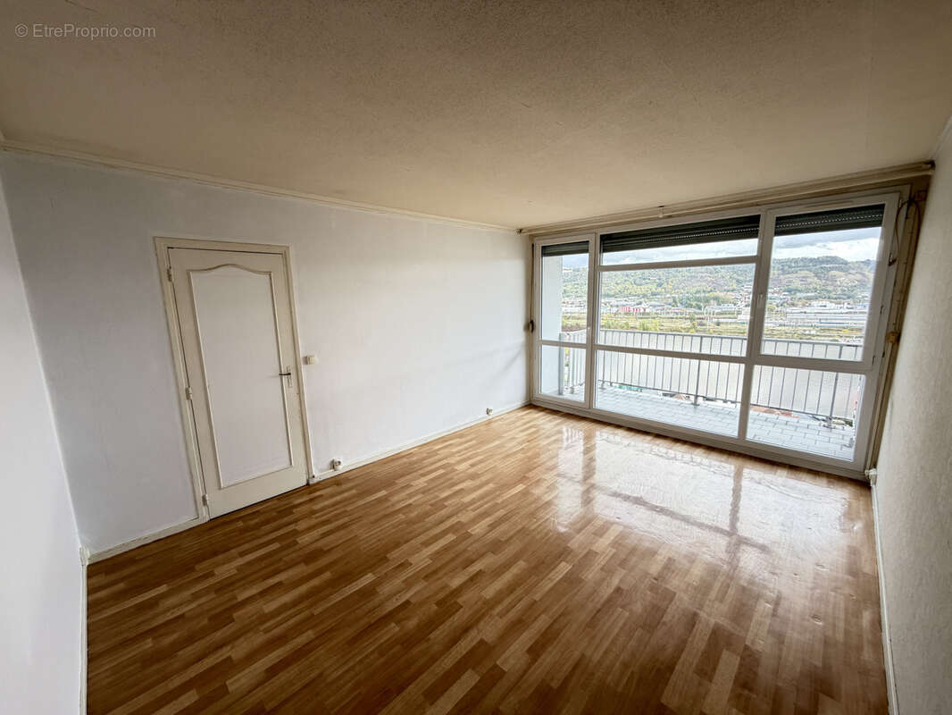 Appartement à SOTTEVILLE-LES-ROUEN