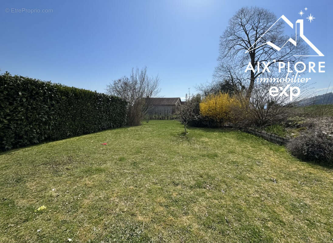 Maison à VIRIEU-LE-PETIT